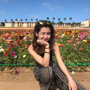 Meet your Posher, Sophia